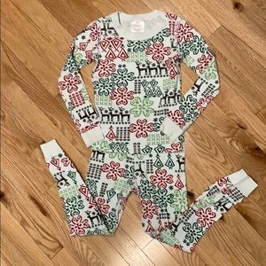 Hanna Andersson holiday pajamas size 120 (US 6-7)